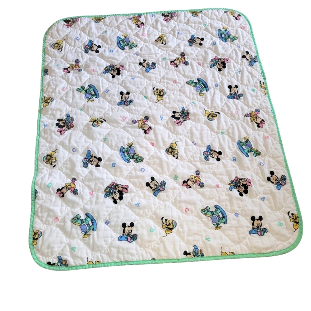 Vintage Disney Baby Quilt /Mickey, Minnie Pluto  – 1980s Nursery Blanket